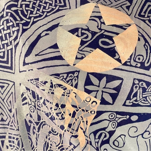 The People of the Labyrinths asymmetrical blue off the shoulder T-shirt size XS - Picture 9 of 9